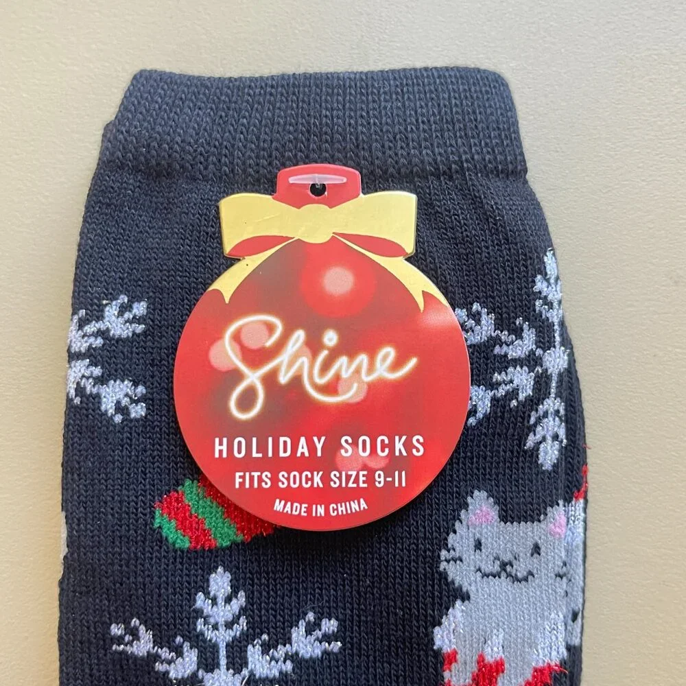 New Shine Socks Cat in Stocking Snowflakes Christmas Holiday Black NWT